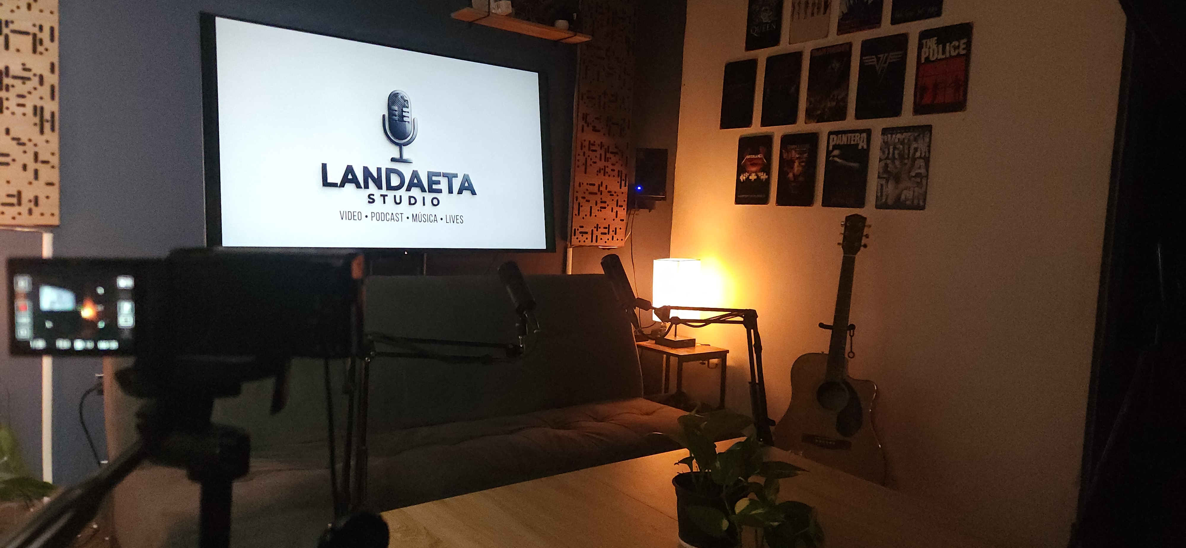 Zona de sofá y set de grabación Landaeta Studio